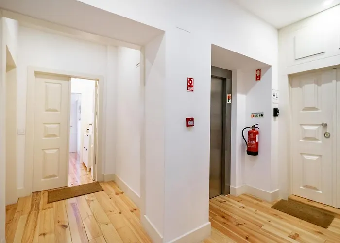 Whome Intendente Modern 1-bed With Lift In Notch Location * Lisboa