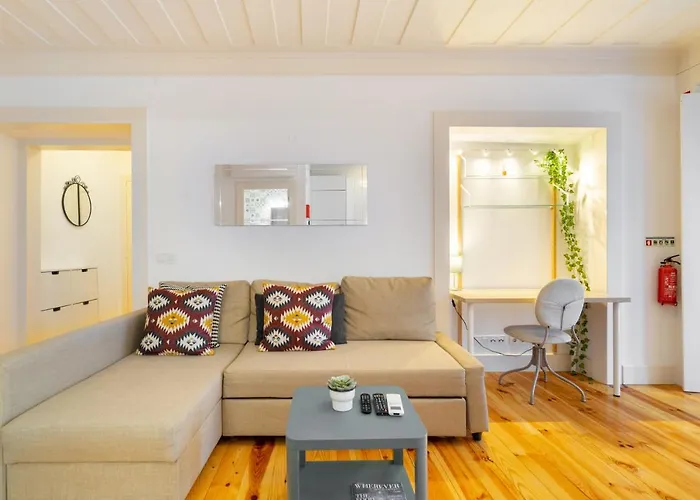 Whome Intendente Modern 1-bed With Lift In Notch Location شقة *