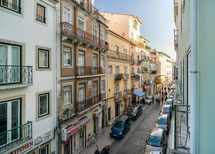 Whome Intendente Modern 1-bed With Lift In Notch Location شقة