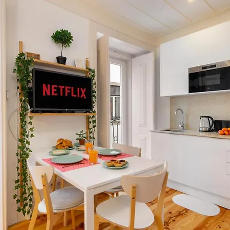 Whome Intendente Modern 1-bed W/ Lift & Ac In Notch Location Lisbon